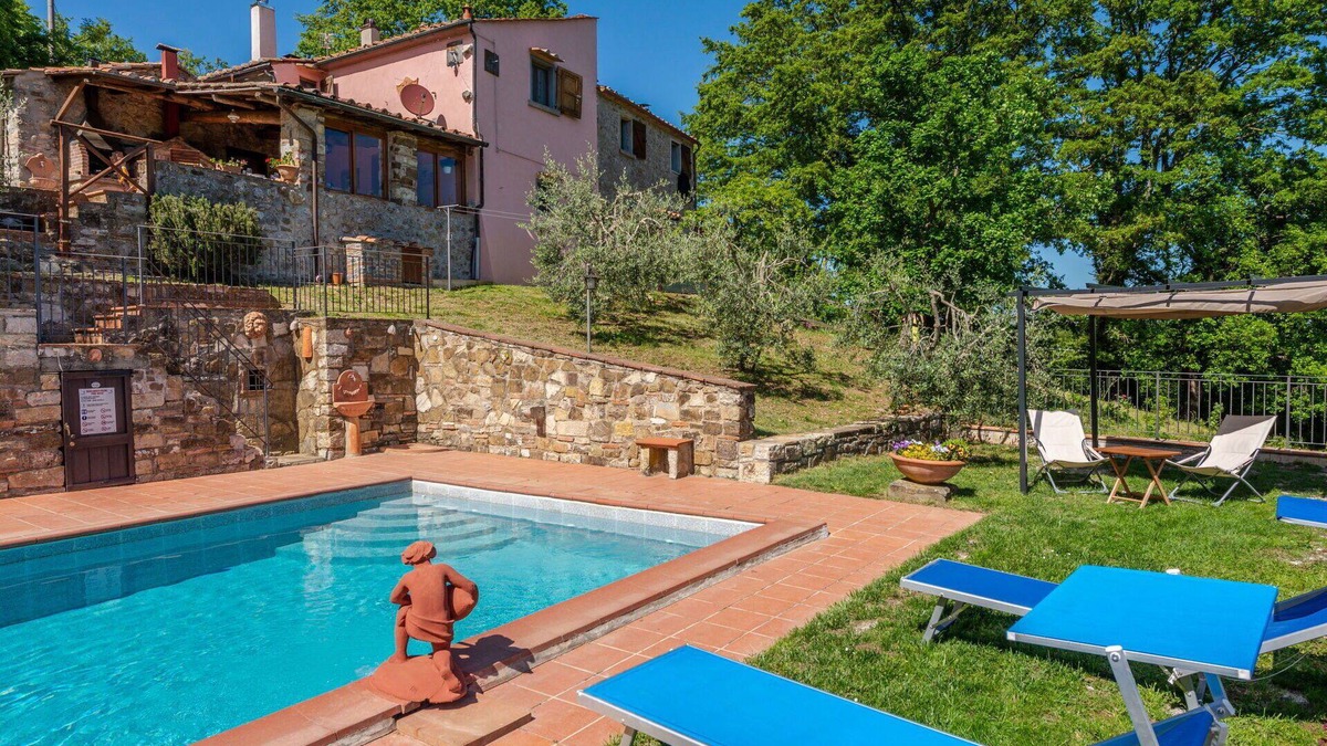 Massa Marittima House | Wonderful villa for 11 guests with private pool, WIFI, TV, terrace and pets allowed