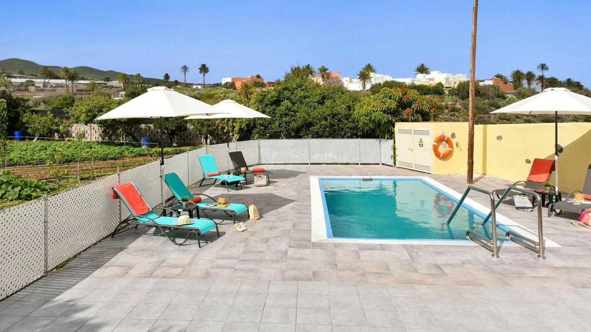 Ingenio Villa | Wonderful villa for 4 people with TV and parking