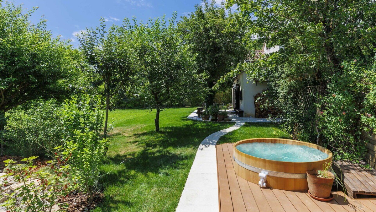 Kotli House | Wonderful villa for 8 guests with A/C, WIFI, TV, terrace, pets allowed and parking