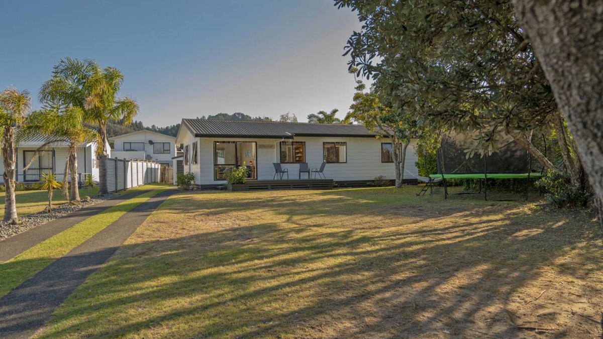 Whangamata Cottage | Wonderful Whangamata - Whangamata Holiday Home