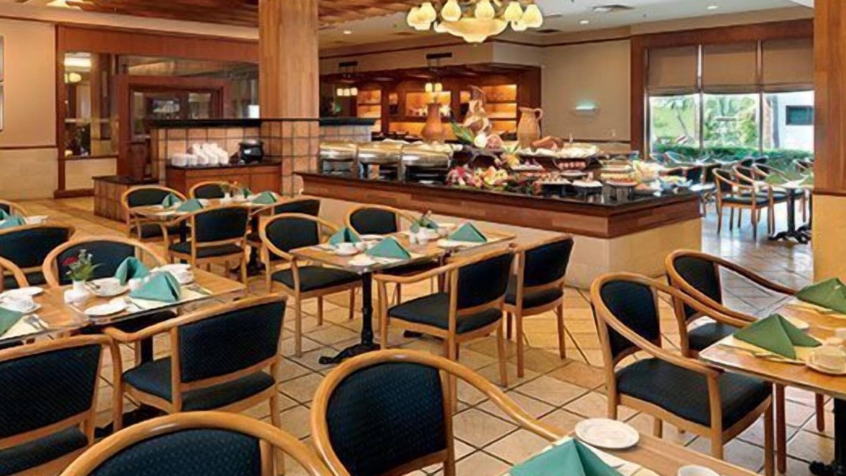 Taman Tanjung Hotel | Wonderland Private Chalet Port Dickson