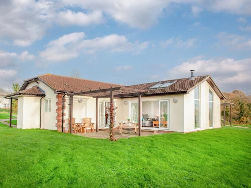 Sidmouth House | Wonkey Donkey Cottage