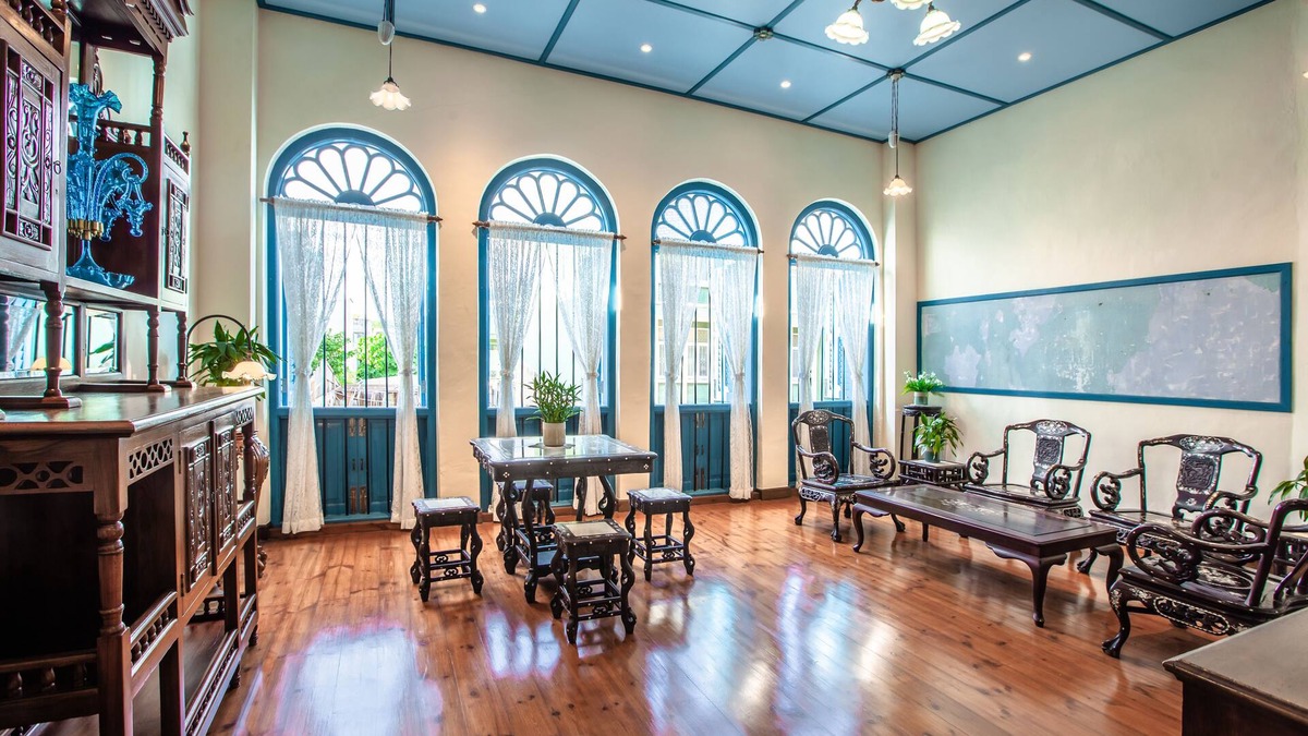 Old Phuket Town Hotel | Woo Gallery and Boutique Hotel