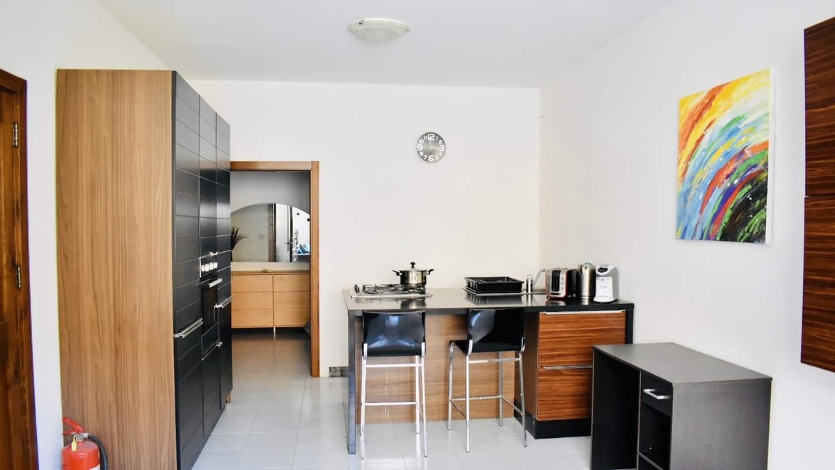Tal-Ghoqod Apartment | Woodcock central entire apartment