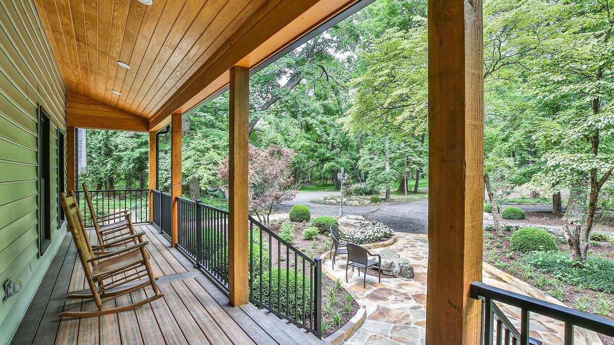 Leesburg House | Wooded Home + Cottage - newly remodeled w/WIFI, close to wineries!