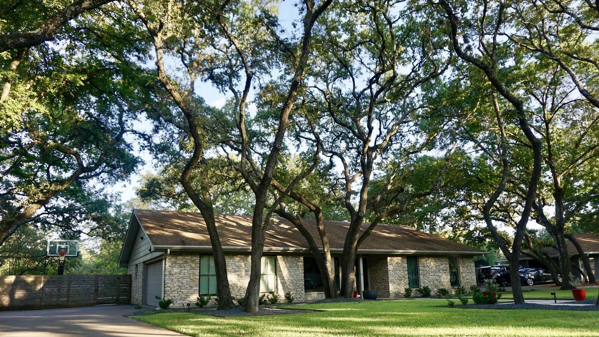 Westover Hills House | Wooded Northwest Hills Ranch Style Home with Swimming Pool