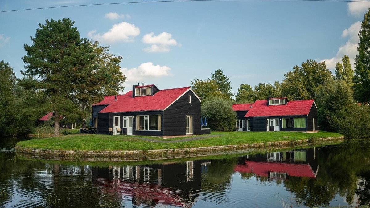 Midlaren House | Wooded Park Retreat in Drenthe