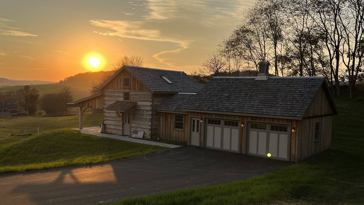 Saint Donatus Cabin | Wooden Head Cabin Early1800's Log Cabin with a View and Modern Amenities