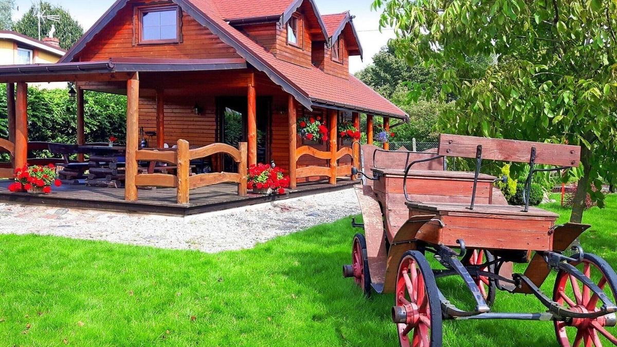Miedzyzdroje House | Wooden House by Baltic Sea & Wolin Park