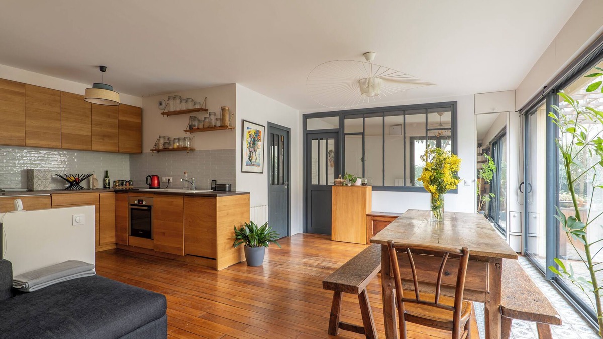 Arsenal Apartment | Wooden Warmth, by Veeve
