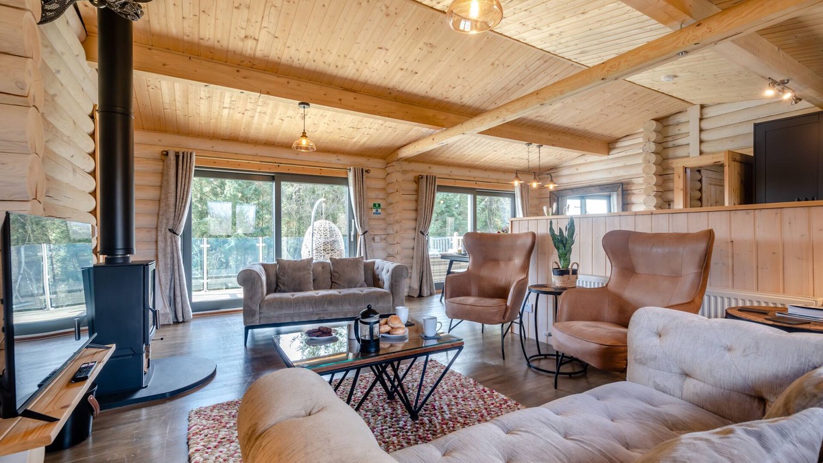Rockcliffe House | Woodland Retreat Cabin