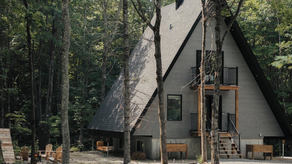 Amherst Ski Chalet | Woodland Retreat, Lake Fun, Hot Tub Access
