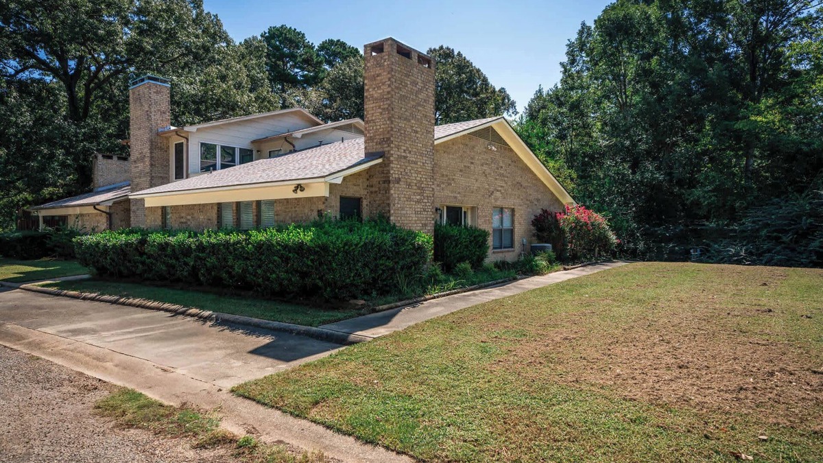 Gladewater House | Woodland Springs Summ