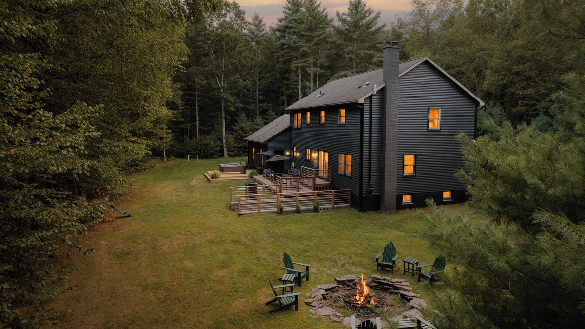 Barryville House | Woods Edge Private 5 Acres Hot Tub Fire Pit
