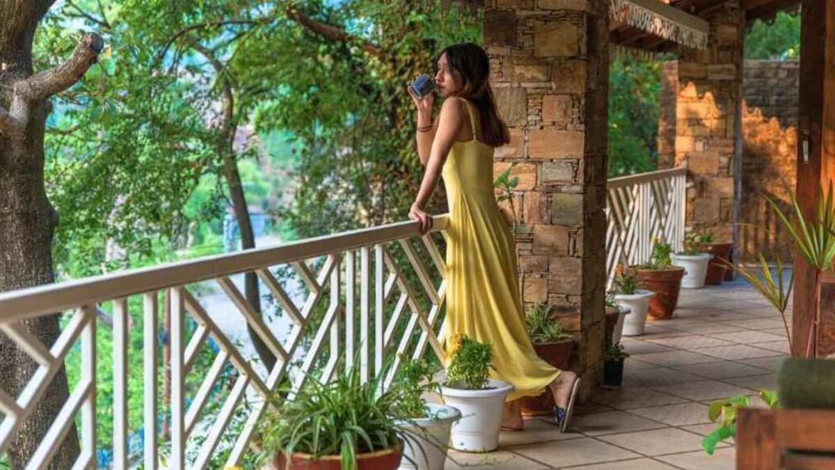 Bhimtal Villa | Woodsmoke,Bhimtal – Lake-View 9 BHK Villa for Memorable Group Stays
