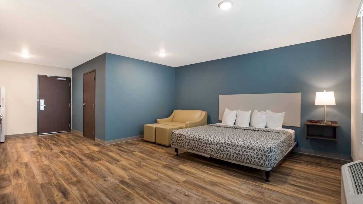 Monmouth Junction Hotel | WoodSpring Suites South Brunswick - Princeton