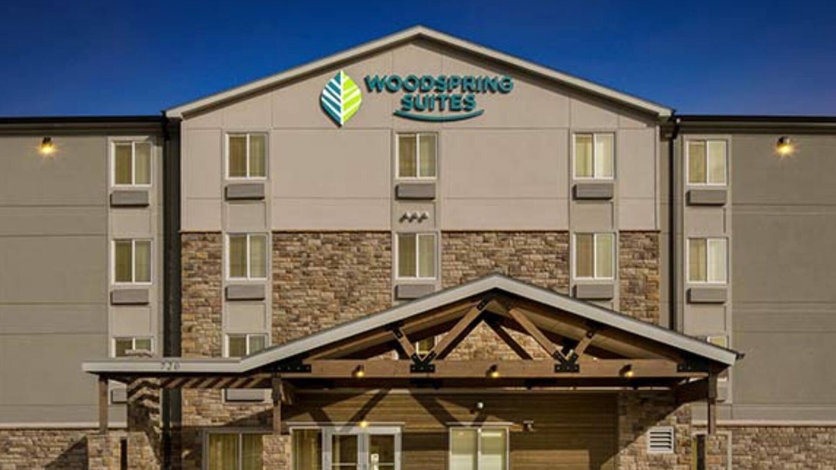 Fort Myers Hotel | Woodspring Suites Fort Myers - Cape Coral