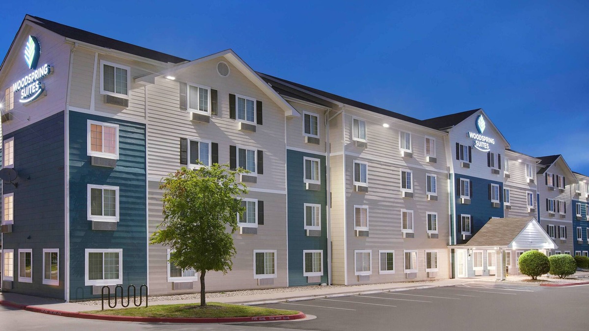 Harlingen Hotel | WoodSpring Suites Harlingen