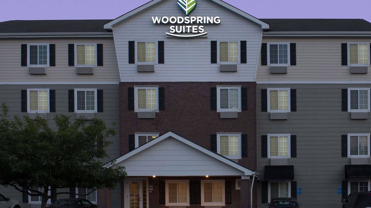 Liberty Hotel | WoodSpring Suites Kansas City Liberty