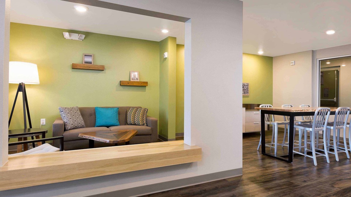 Las Colinas Hotel | WoodSpring Suites Las Colinas - Northwest Dallas