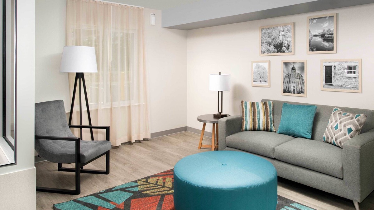 Ludlam Hotel | WoodSpring Suites Miami Southwest