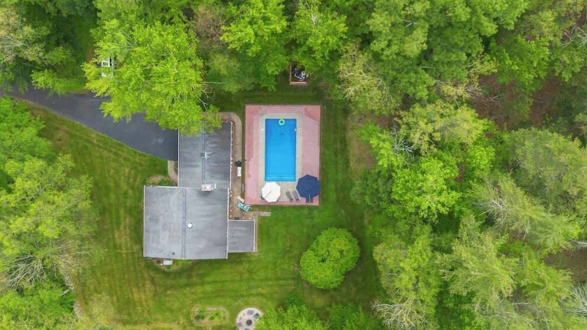 Zena House | Woodstock Family Home w/Tree House + Heated Pool
