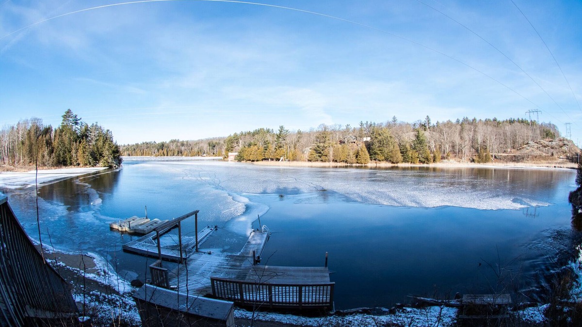 North Frontenac Ski Chalet | Woodview Cottage - Myers Cave Resort