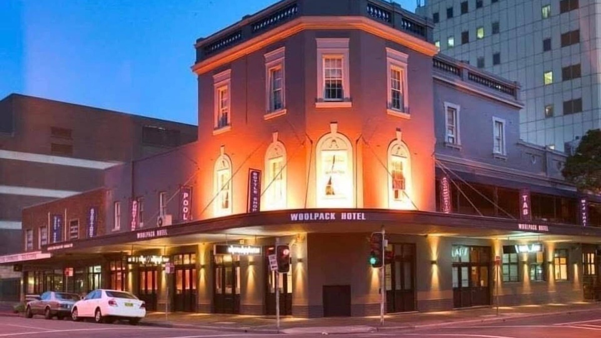 Parramatta CBD Hotel | Woolpack Hotel