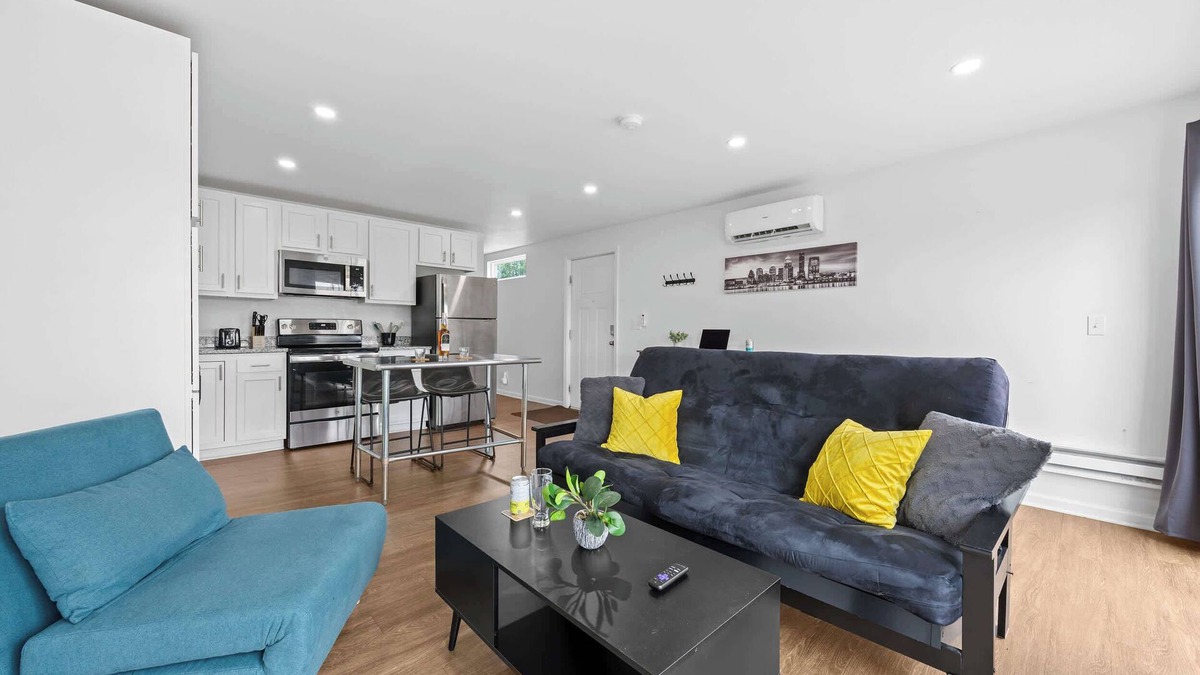 Phoenix Hill Apartment | Work-Friendly Container Stay & Bourbon Nearby | #2