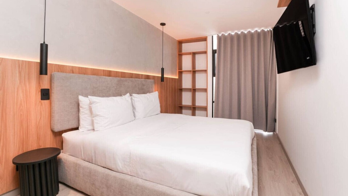 San Diego Apartment | Work + Relax 2BR Flat - Cowork Space & Jacuzzi