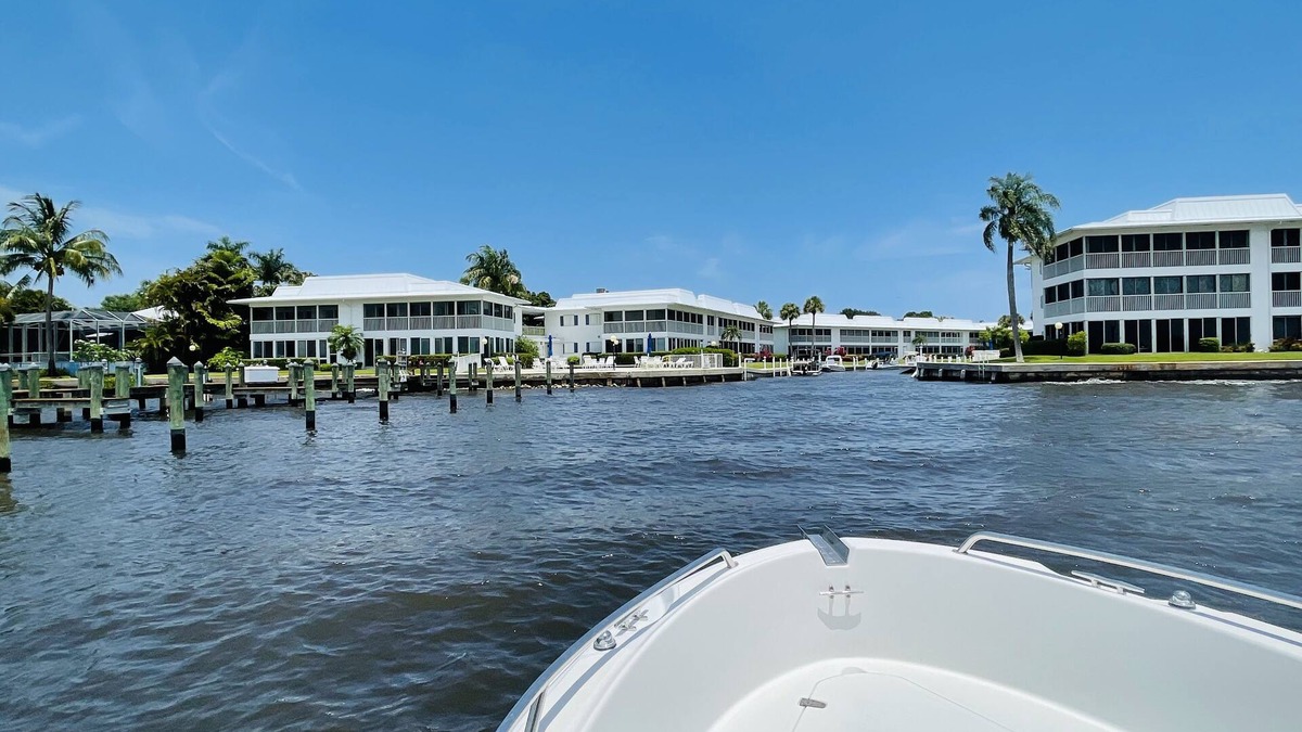 Palm City Condo | Work Remotely-Pet Friendly-Canal Front-End Unit