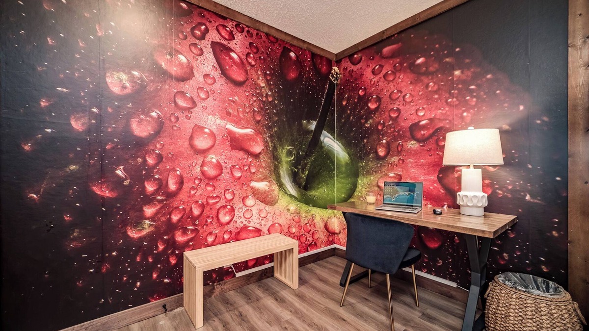 Prescott Hotel | Work & Stay | Free Parking | Simple Comfort