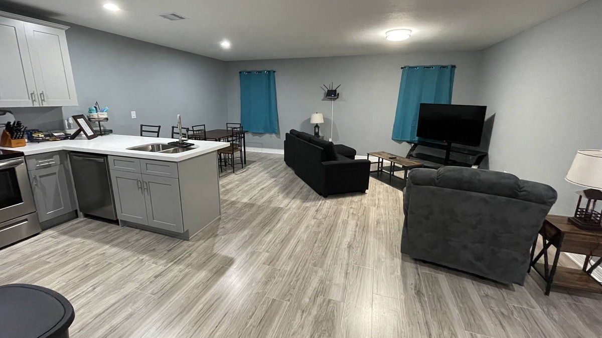 Lakeview Jefferson County Apartment | Worker’s Lodging Home away from home