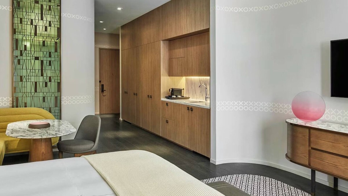 Brickell Hotel | World Class Amenities | Terrace Pool | Luxury Unit | Explore Brickell