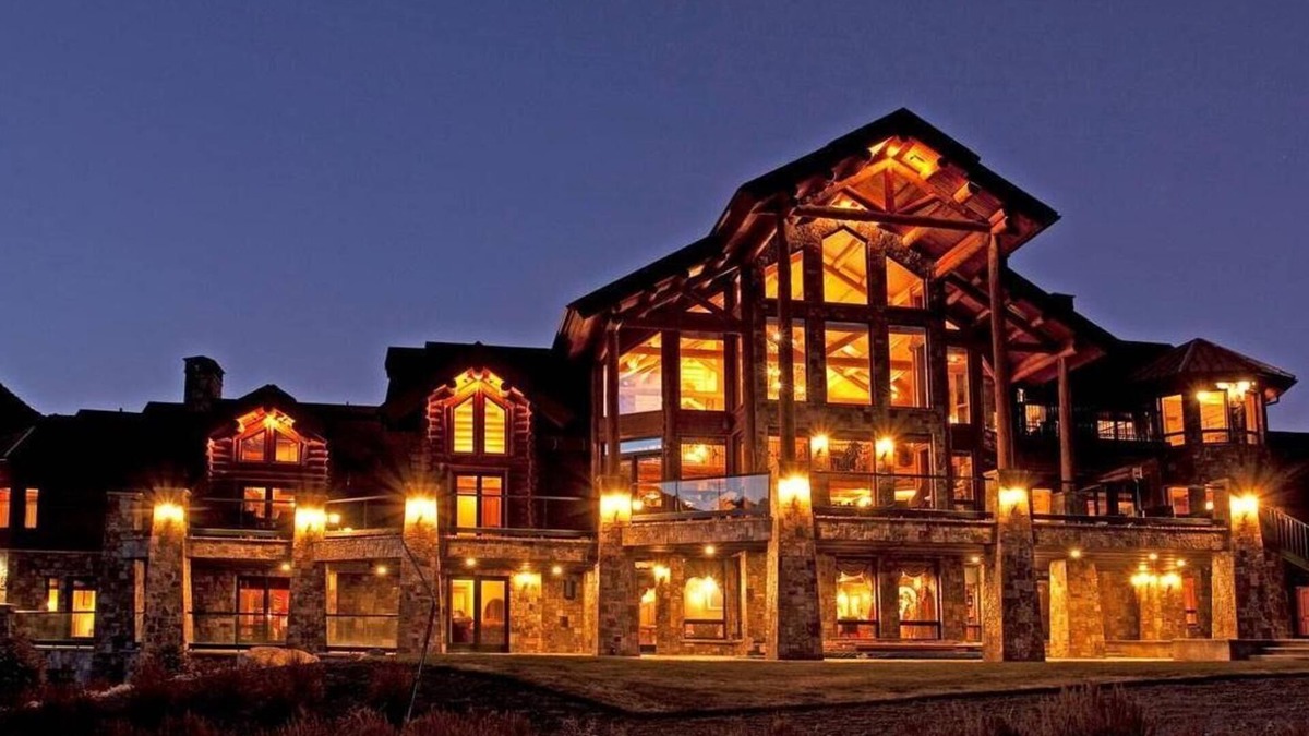 June Lake Cabin | World-class Jewel Of The Sierra Nevada Mountains/mono county license #3179