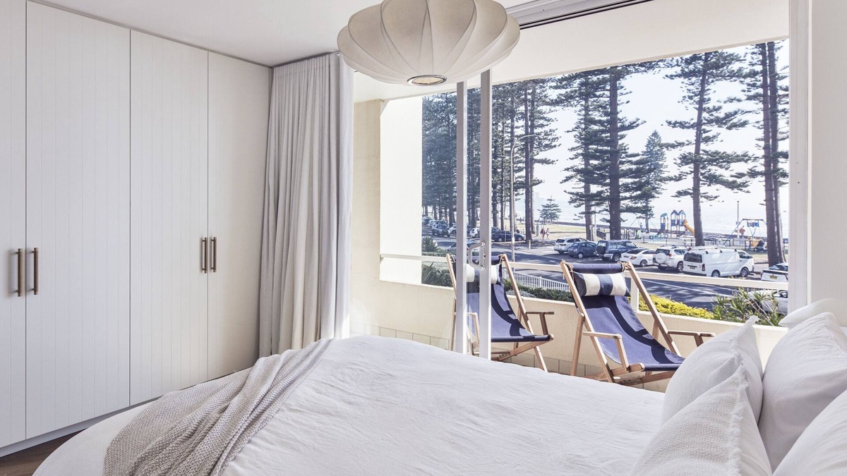 Manly Apartment | World Famous Beach Front Apartment in Manly