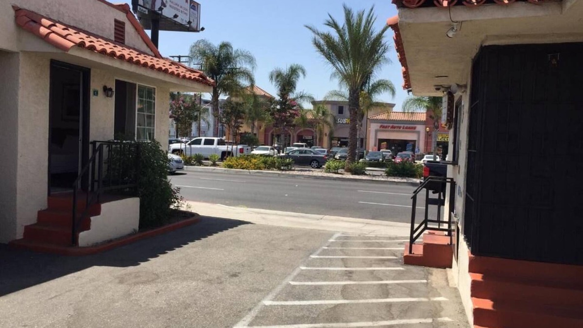 Lynwood Hotel | World Motel