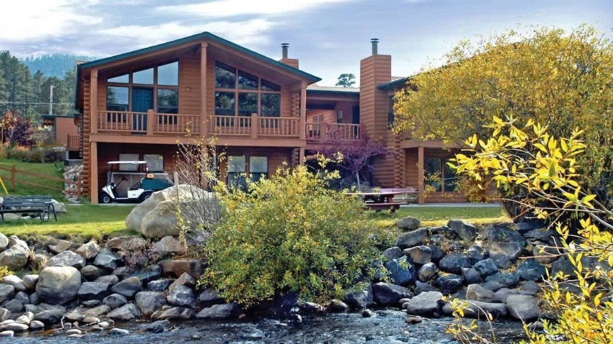 Estes Park Condo | Worldmark Estes Park: 1BR Suite w/Balcony