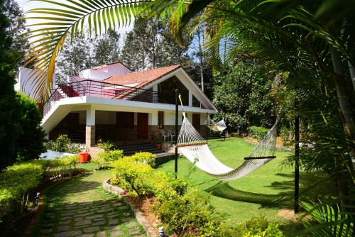 Yercaud Hotel | WOW Bungalow