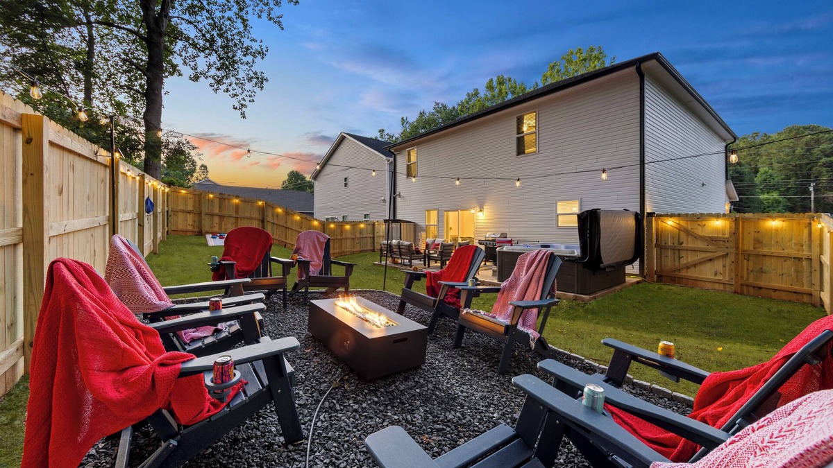 Marlwood Acre House | WOW! Charming Charlotte Home w/Hot Tub and Game Room!