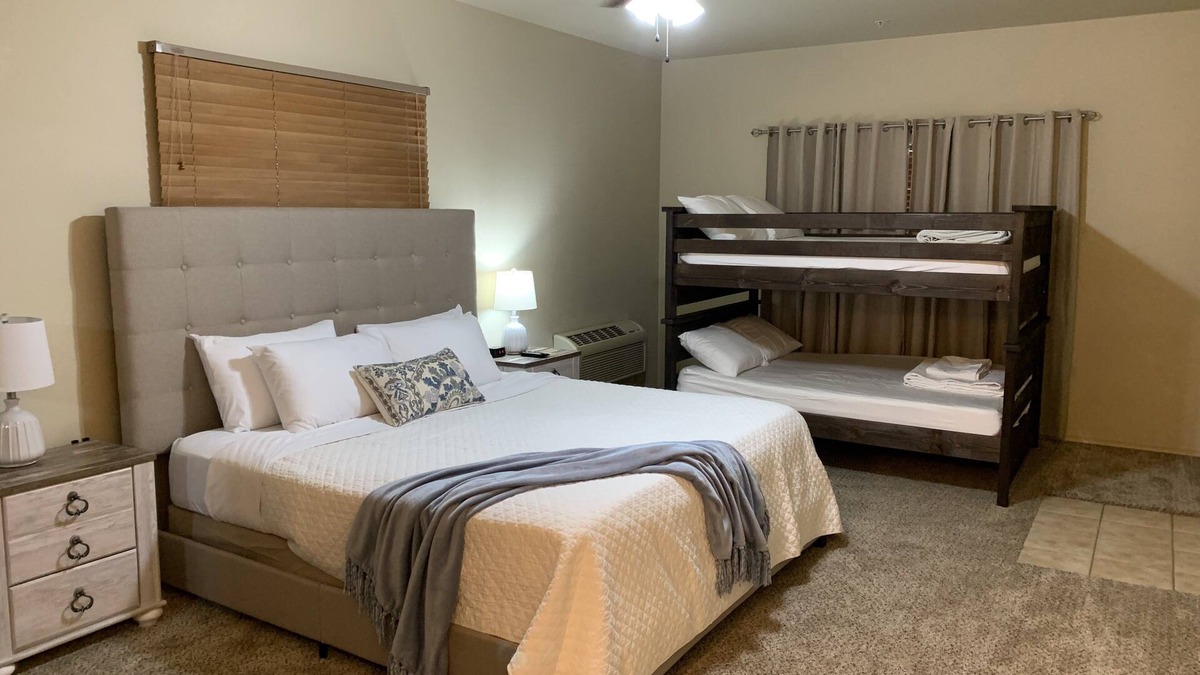 Branson West Condo | WOW! Walk in 3 King suites next to SDC!