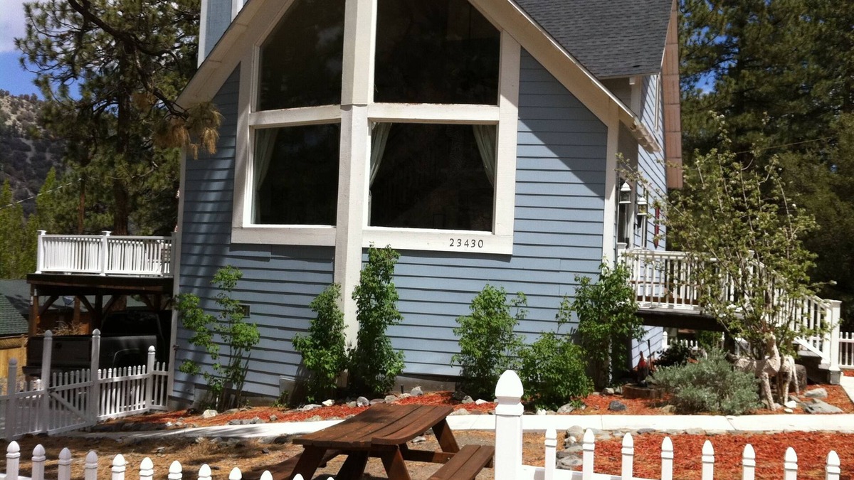 Wrightwood Ski Chalet | Wrightwood chalet with a/c, fireplace, elevated deck and beautiful views.