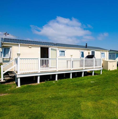 Camber Resort | WW213 - 4 bed, Parkdean Camber