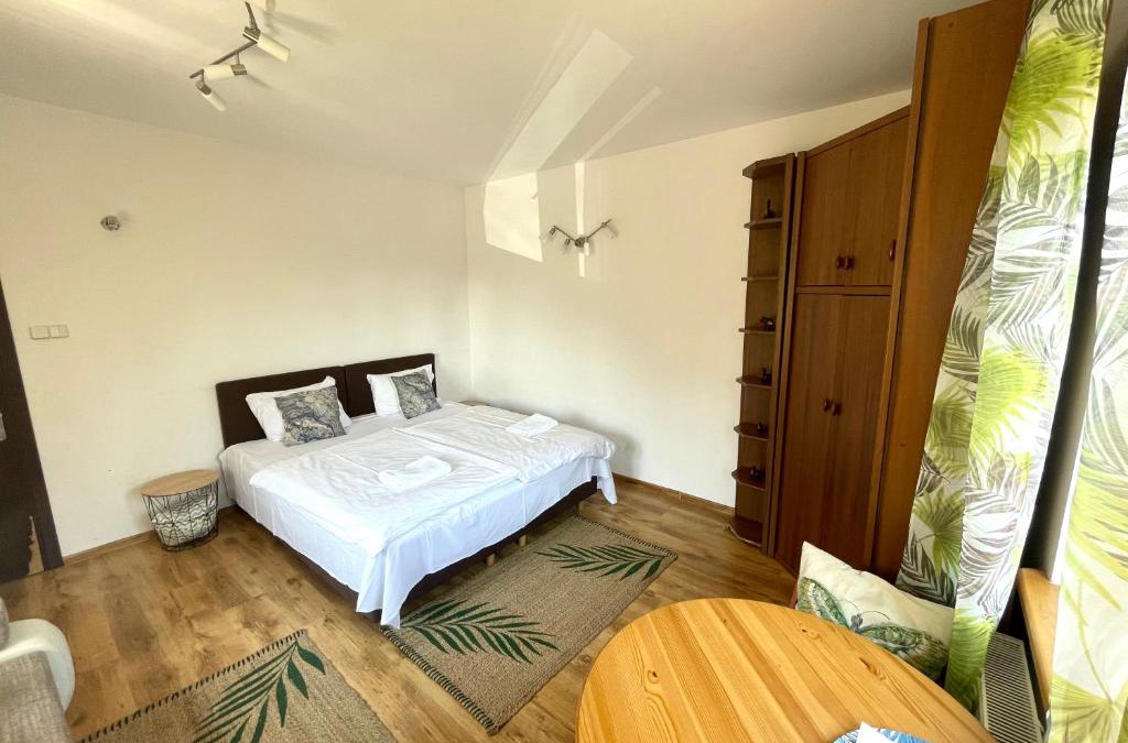 Kowale House | Wynajem Pokoi Villa Kofeina