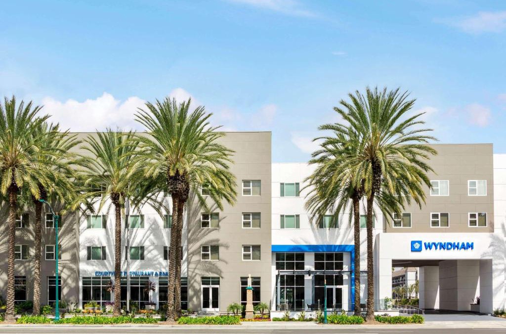 Anaheim Resort Hotel | Wyndham Anaheim