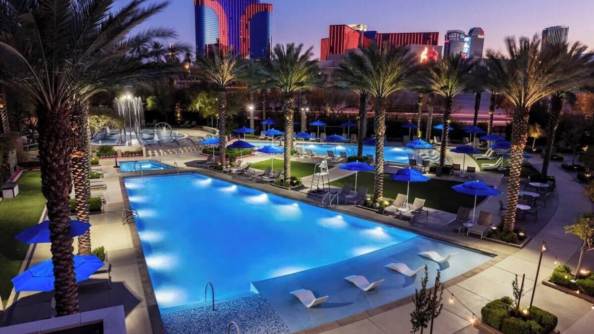 Las Vegas Condo | Wyndham Desert Blue Luxurious 3 Bedroom Condo
