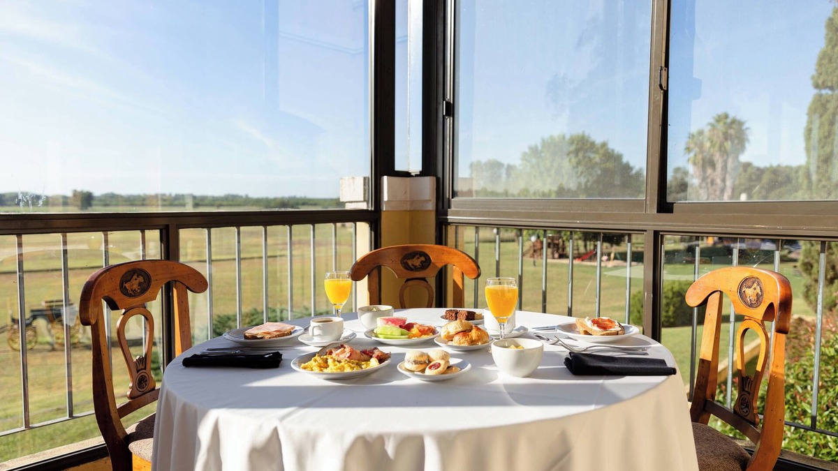 Lujan Hotel | Wyndham Garden Luján
