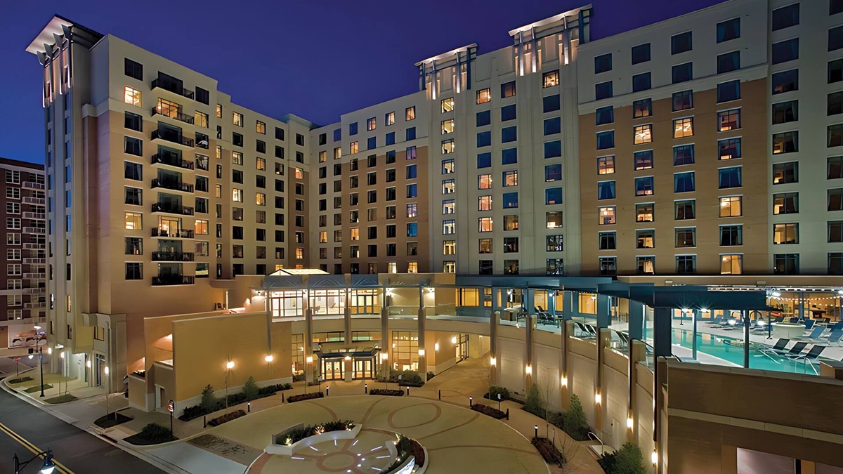 National Harbor Resort | Wyndham National Harbor: 2 Bedroom Deluxe Suite
