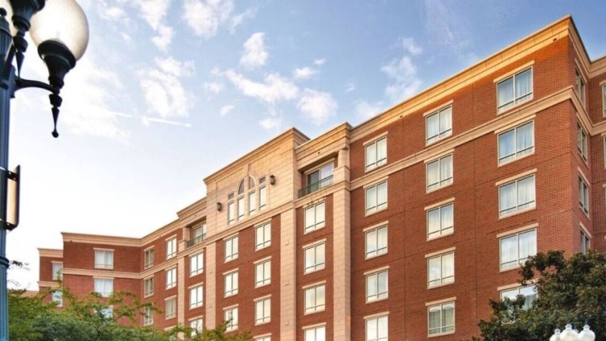 Old Town Alexandria Condo | Wyndham Old Town Alexandria 2 bedroom deluxe