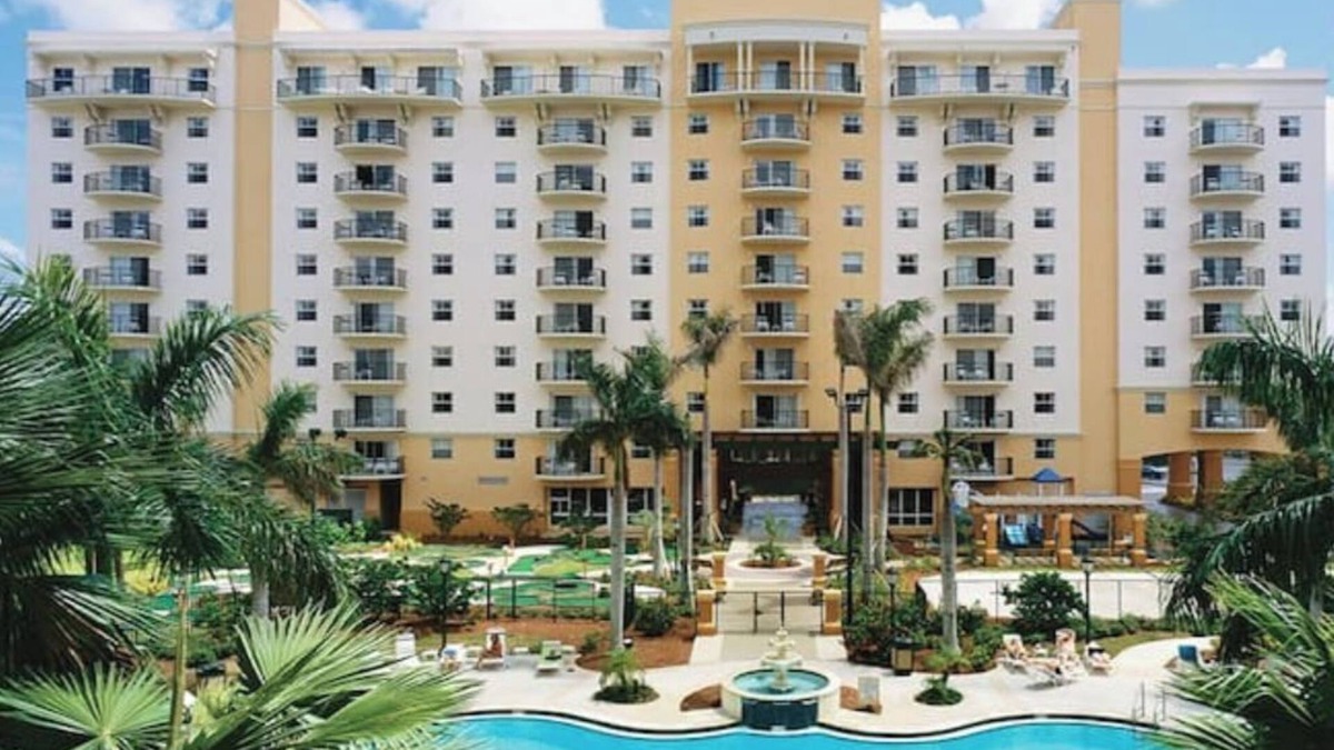 Survey Creek Condo | Wyndham Palm-Aire Resort Studio with Full Kitchen and Family-Friendly Amenities